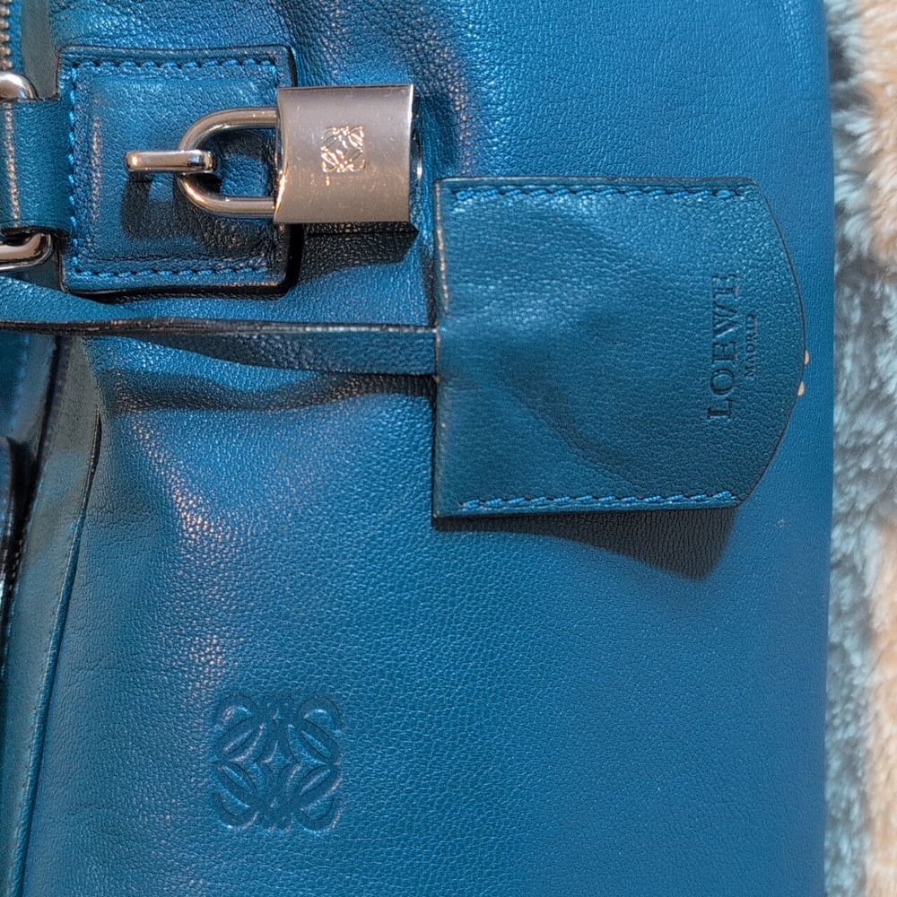 Loewe Amazona Boston 2 Way Handbag - Picture 3 of 16